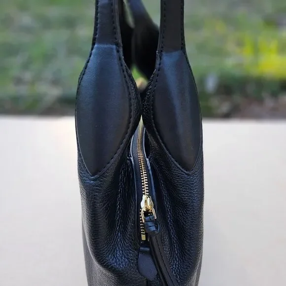 Michael Kors Kelsey Black Pebbled Leather Shoulder Bag, Pre-owned - Picture 8 of 10